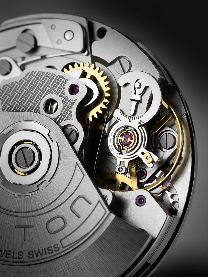 H-31_Automatic_Chronograph_Close_Up