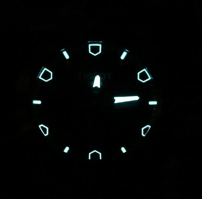 tissot-t-touch-expert-solar-45mm-watch-dial