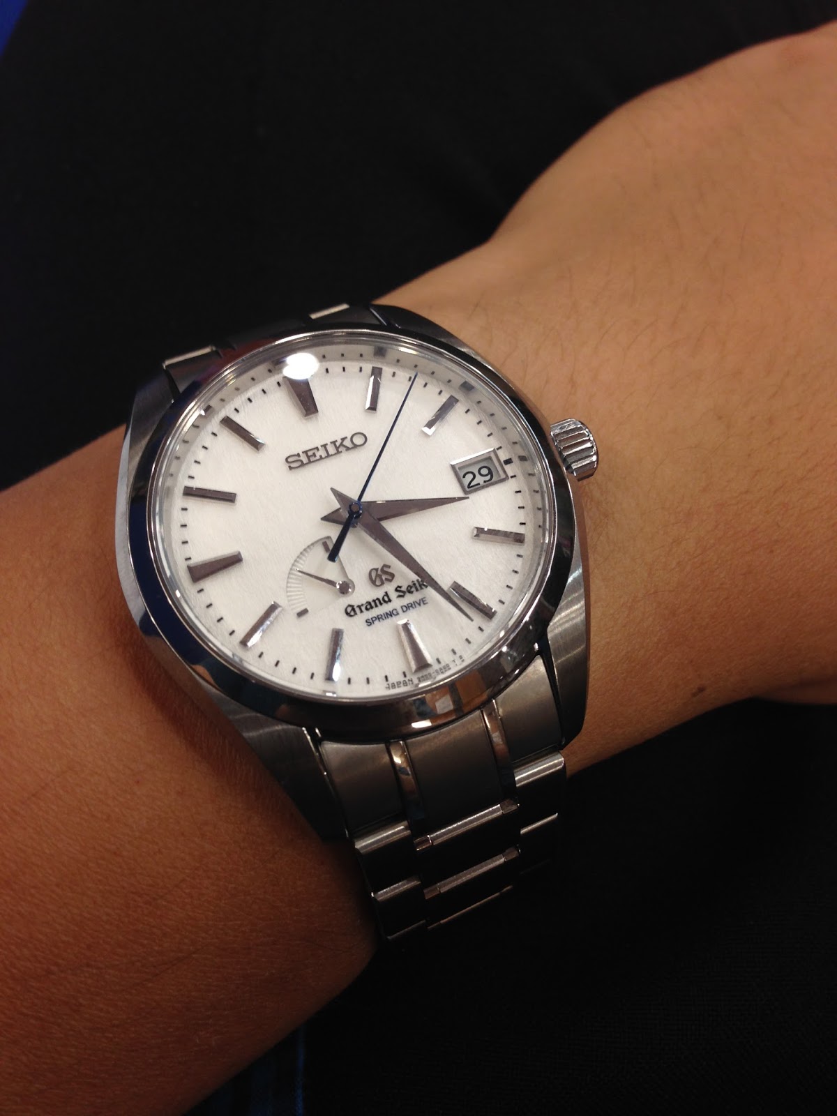 A Fortnight Review 2 Weeks With Seiko S Grand Seiko Sbga011 Spring Drive Snowflake Watch
