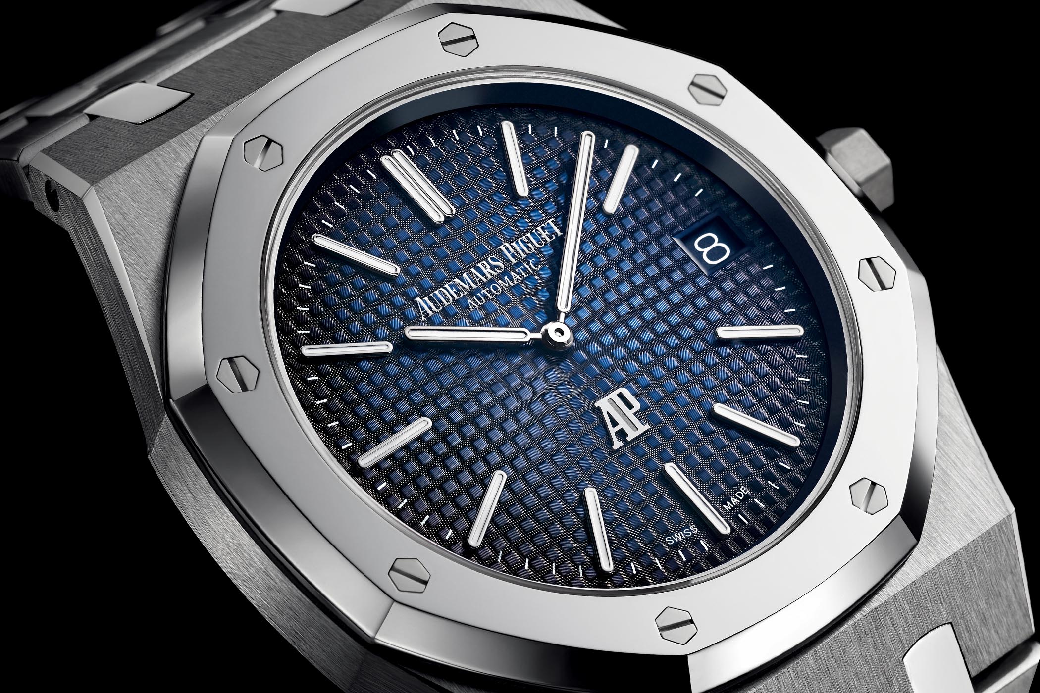 Post-SIHH 2018: Audemars Piguet Royal Oak 'Jumbo' Extra-Thin 15202IP Watch